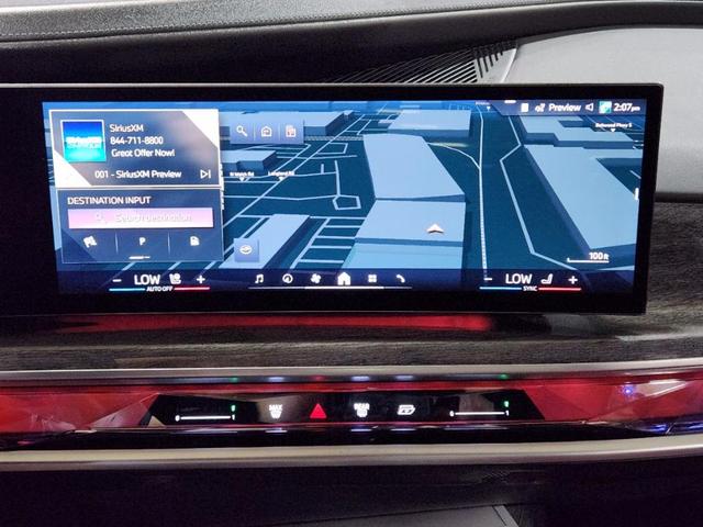 Photo of 2024 White BMW 740