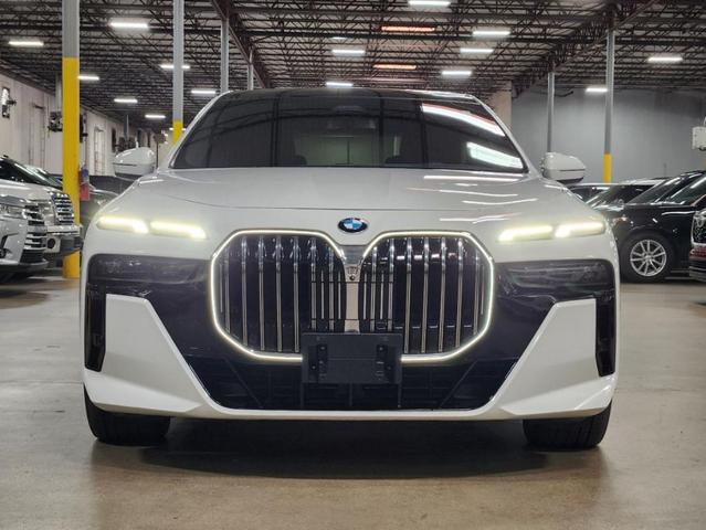 Photo of 2024 White BMW 740
