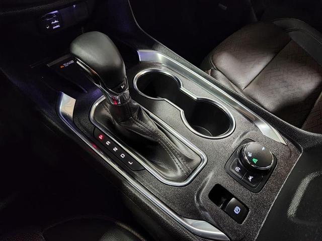 Photo of 2023 Black Chevrolet Traverse