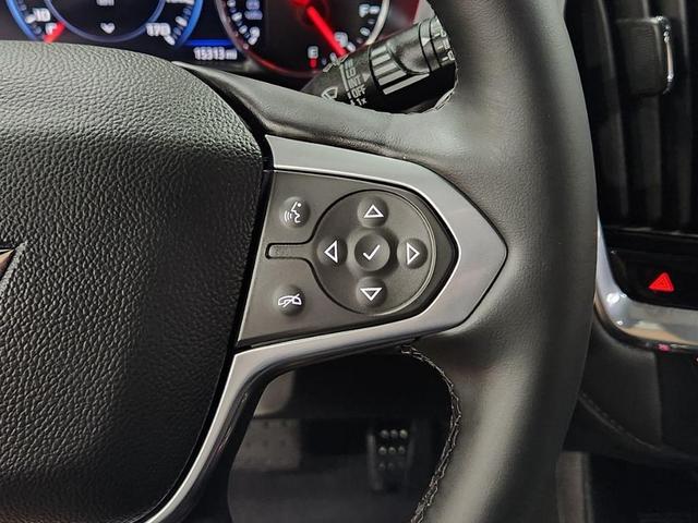 Photo of 2023 Black Chevrolet Traverse