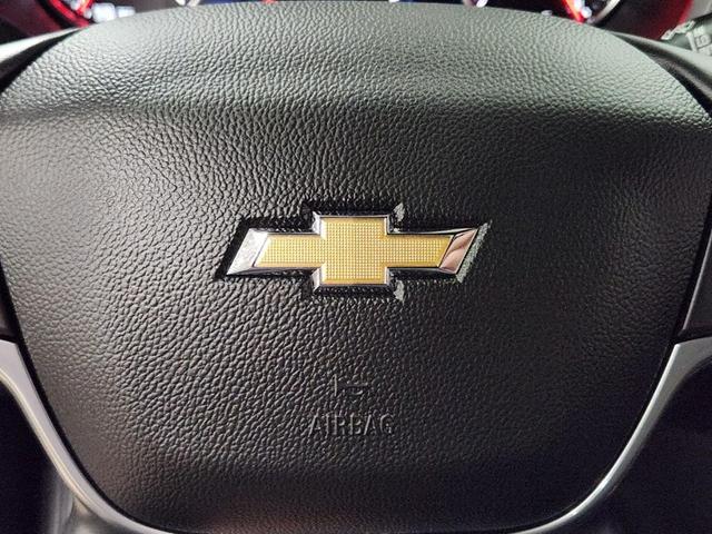 Photo of 2023 Black Chevrolet Traverse