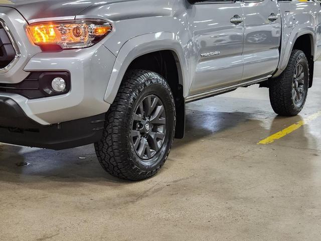 Photo of 2021 Silver Toyota Tacoma
