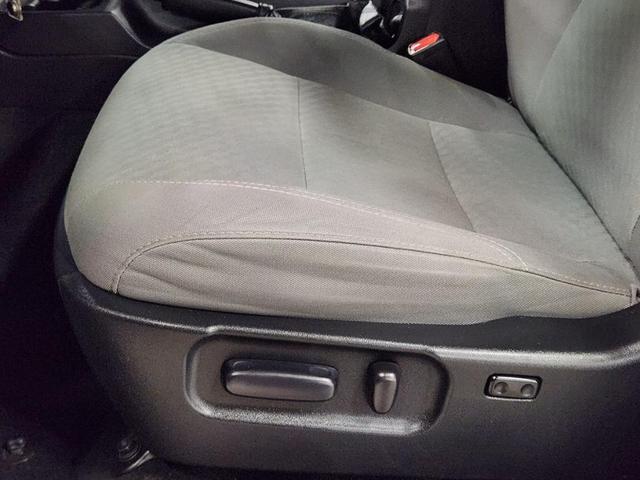 Photo of 2021 Silver Toyota Tacoma