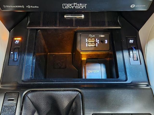 Photo of 2023 Black Lexus GX 460