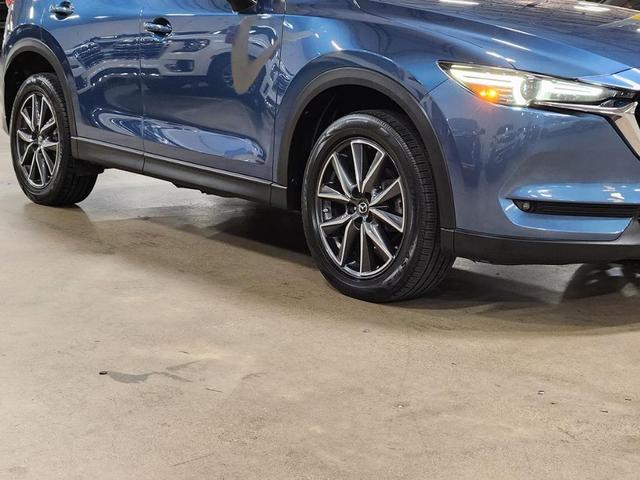 Photo of 2017 Eternal Blue Mica Mazda CX-5