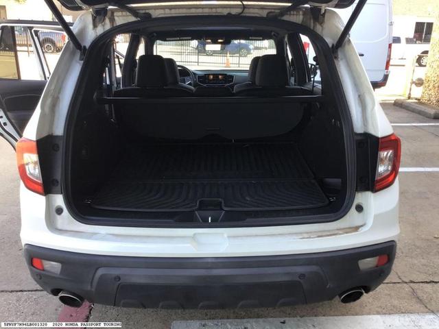 Photo of 2020 Platinum White Pearl Honda Passport