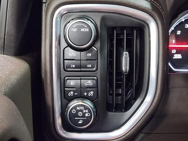Photo of 2023 Silver Ice Metallic Chevrolet Silverado 2500