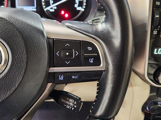 Photo of 2022 Silver Lexus GX 460