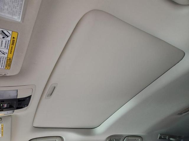 Photo of 2022 Silver Lexus GX 460