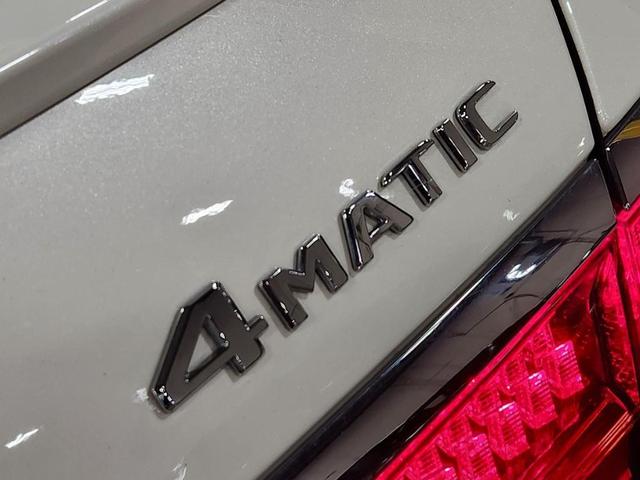 Photo of 2023 White Mercedes-Benz S-Class