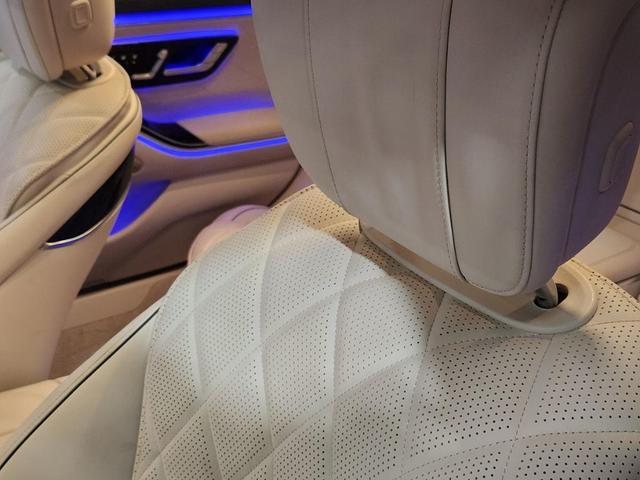 Photo of 2023 White Mercedes-Benz S-Class