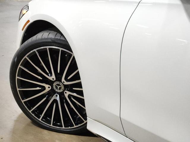 Photo of 2023 White Mercedes-Benz S-Class