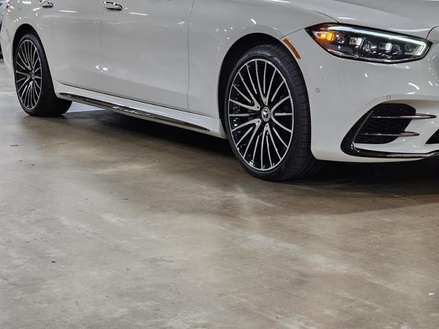 Photo of 2023 White Mercedes-Benz S-Class