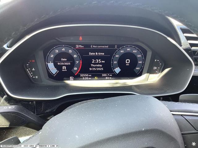 Photo of 2023 Glacier White Metallic Audi Q3
