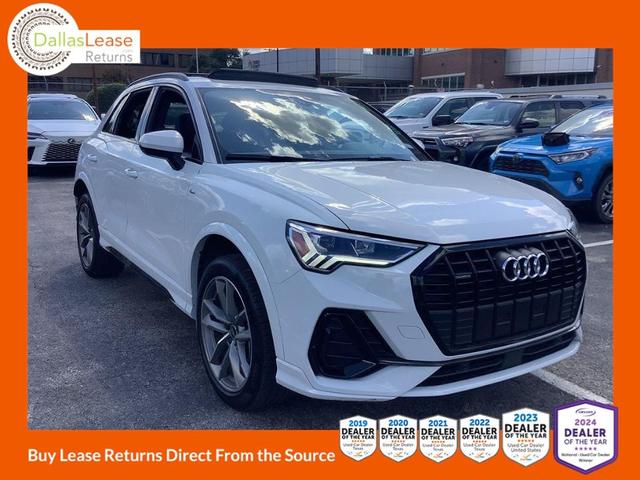 Photo of 2023 Glacier White Metallic Audi Q3
