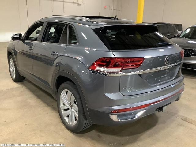 Photo of 2023 Platinum Gray Metallic Volkswagen Atlas Cross Sport