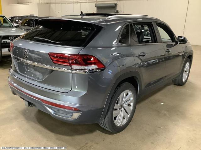 Photo of 2023 Platinum Gray Metallic Volkswagen Atlas Cross Sport