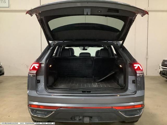Photo of 2023 Platinum Gray Metallic Volkswagen Atlas Cross Sport