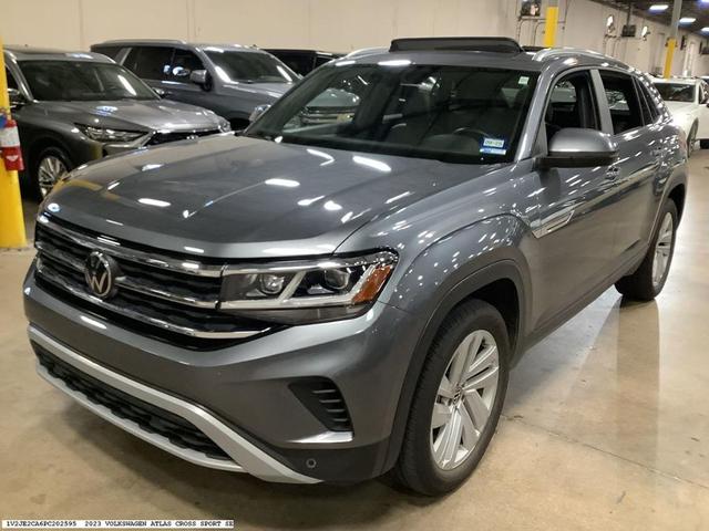 Photo of 2023 Platinum Gray Metallic Volkswagen Atlas Cross Sport