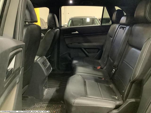 Photo of 2023 Platinum Gray Metallic Volkswagen Atlas Cross Sport