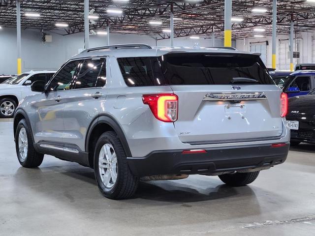 Photo of 2020 Silver Ford Explorer