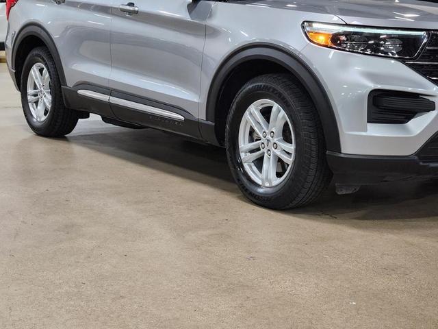 Photo of 2020 Silver Ford Explorer