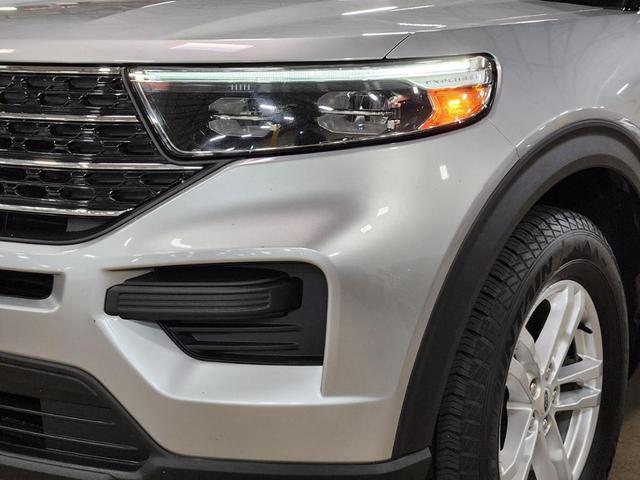 Photo of 2020 Silver Ford Explorer