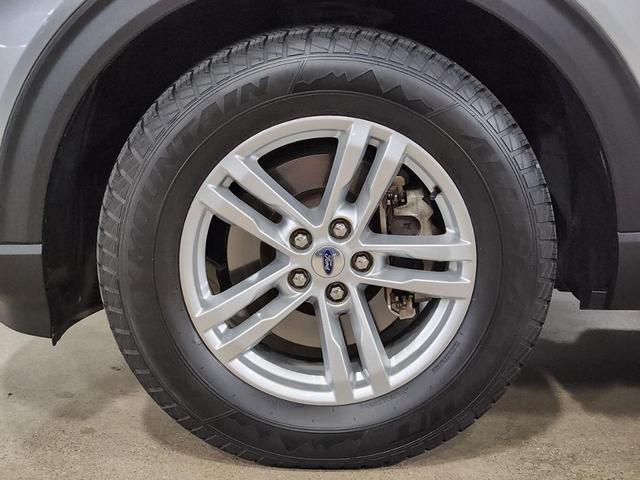 Photo of 2020 Silver Ford Explorer