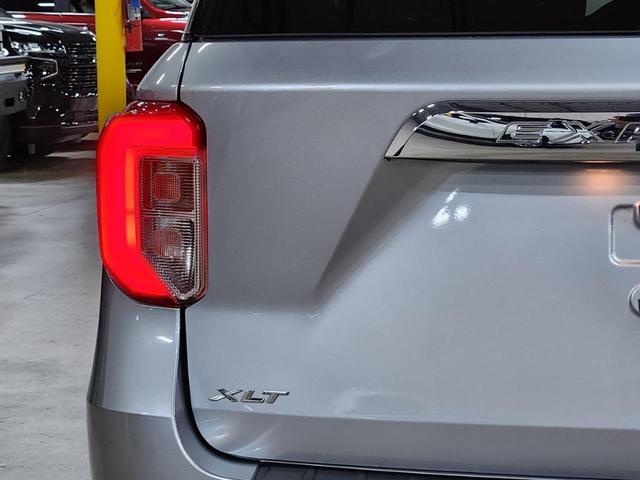 Photo of 2020 Silver Ford Explorer
