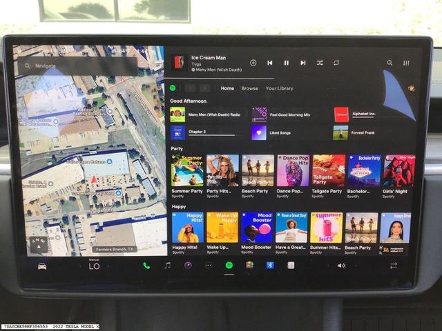 Photo of 2022 Black Tesla Model X