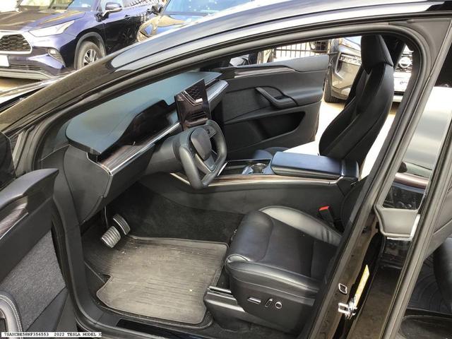 Photo of 2022 Black Tesla Model X
