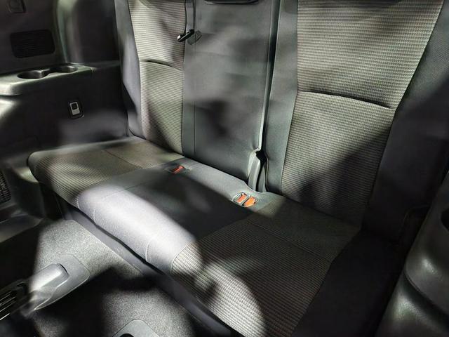 Photo of 2021 White Toyota Highlander
