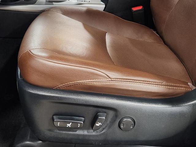 Photo of 2022 White Toyota 4Runner