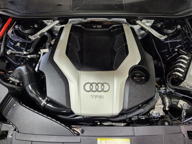 Photo of 2019 Firmament Blue Metallic Audi A7