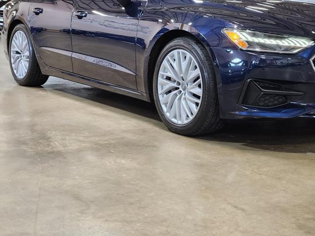 Photo of 2019 Firmament Blue Metallic Audi A7