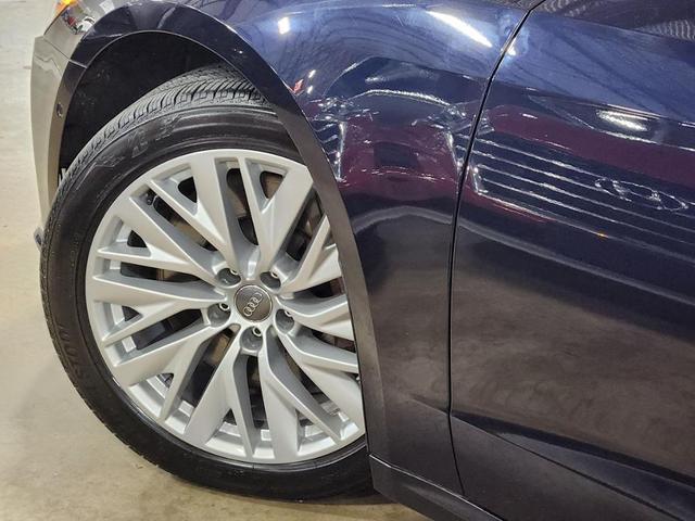 Photo of 2019 Firmament Blue Metallic Audi A7