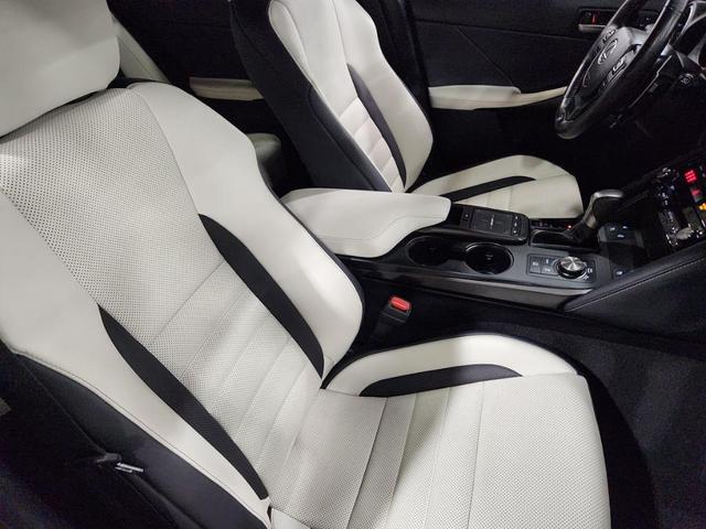 Photo of 2022 Silver Lexus IS 350
