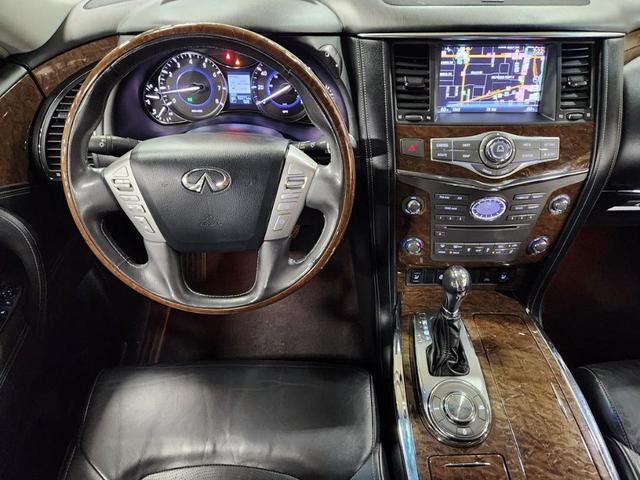 Photo of 2016 Black INFINITI QX80