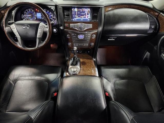 Photo of 2016 Black INFINITI QX80