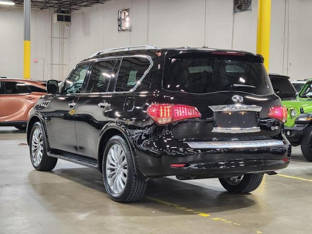 Photo of 2016 Black INFINITI QX80