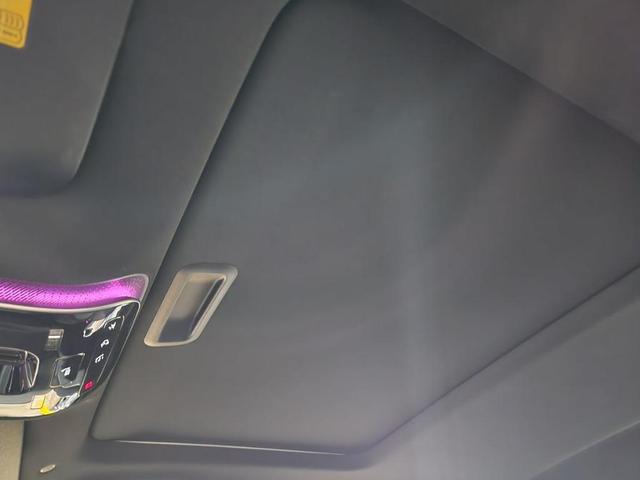 Photo of 2024 Black Mercedes-Benz C-Class