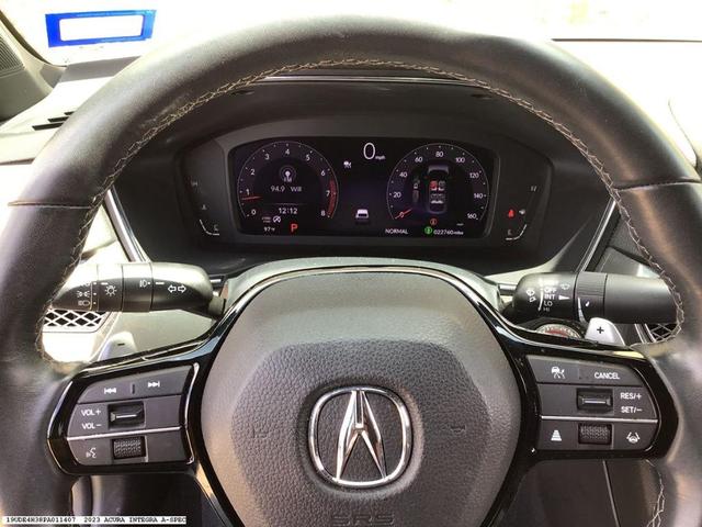 Photo of 2023 Lunar Silver Metallic Acura Integra