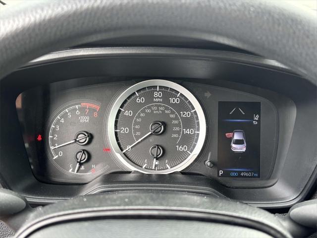 Photo of 2021 Super White Toyota Corolla