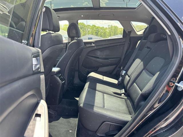 Photo of 2018 Black Noir Pearl Hyundai TUCSON