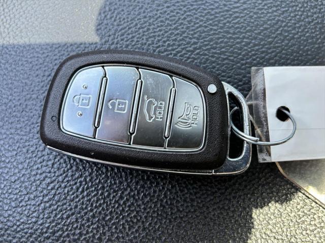 Photo of 2018 Black Noir Pearl Hyundai TUCSON