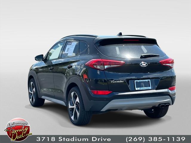 Photo of 2018 Black Noir Pearl Hyundai TUCSON