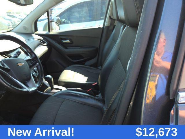 Photo of 2018 Nightfall Gray Chevrolet Trax