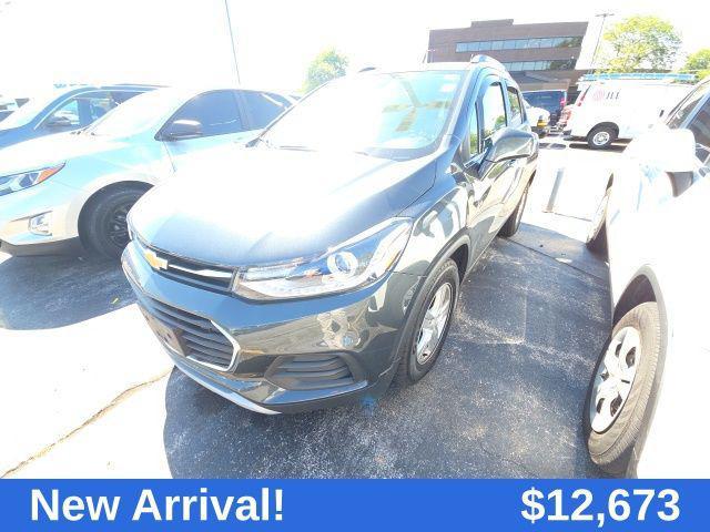 Photo of 2018 Nightfall Gray Chevrolet Trax
