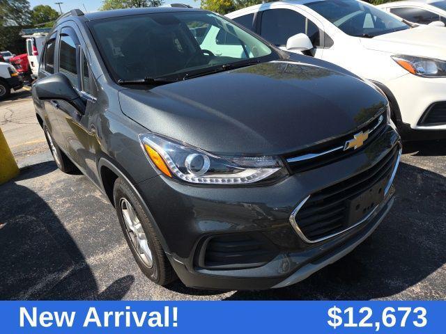 Photo of 2018 Nightfall Gray Chevrolet Trax