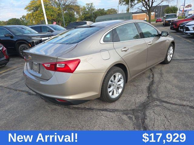 Photo of 2023 Mineral Gray Metallic Chevrolet Malibu